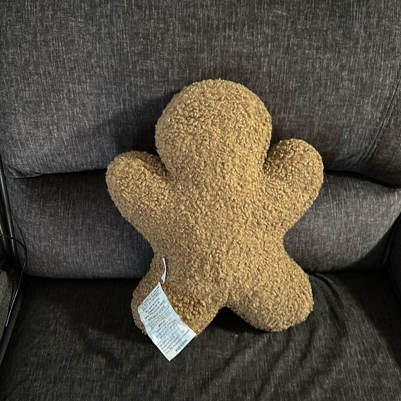 NWT Gingerbread Man accent pillow | Cupcakes and Cashmere - Picture 4 of 5